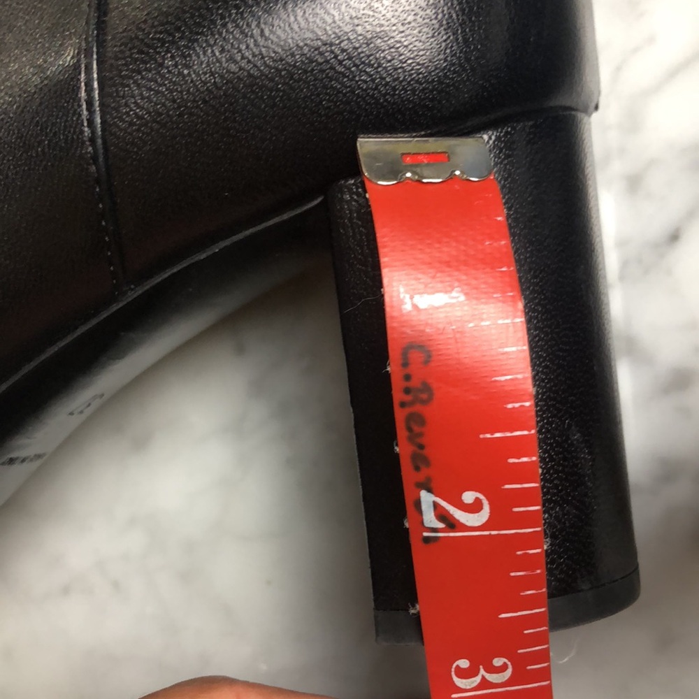 Yves Saint Laurent Women's Black Leather Ankle Boots - Picture 15 of 16